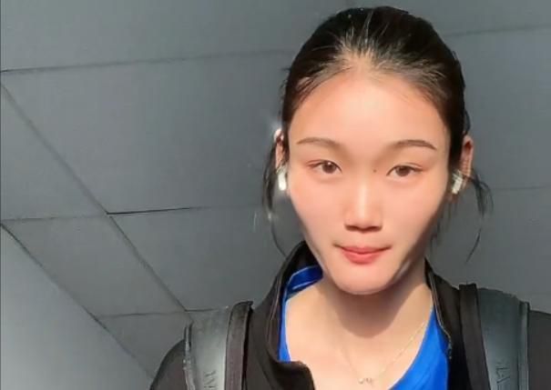 丝袜美女av